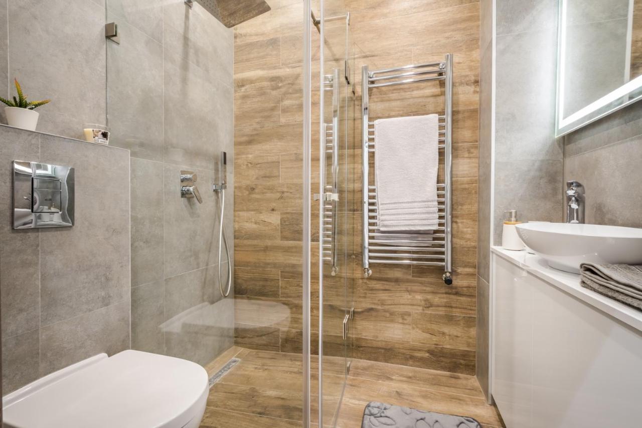 Chic Comfort Suite For 6 By Oktogon Budapeşte Dış mekan fotoğraf