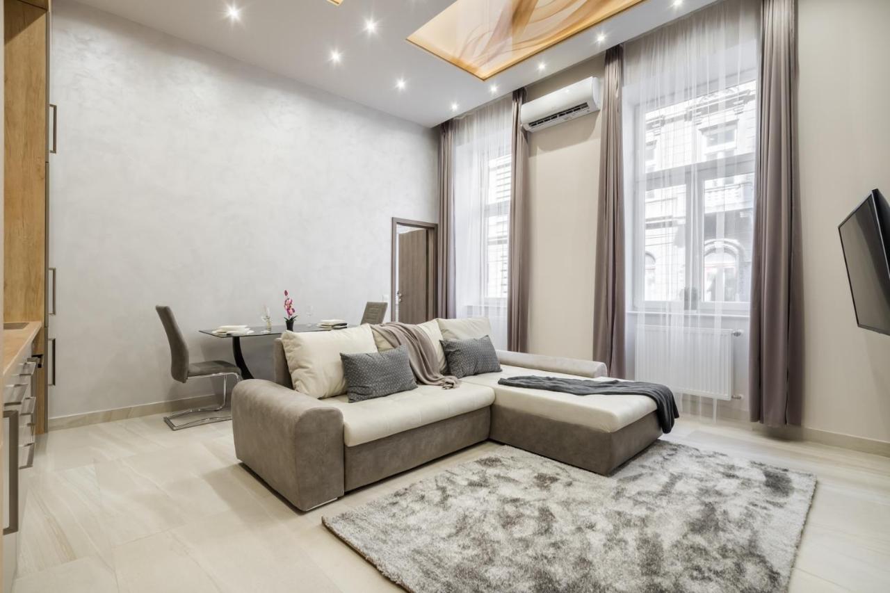 Chic Comfort Suite For 6 By Oktogon Budapeşte Dış mekan fotoğraf