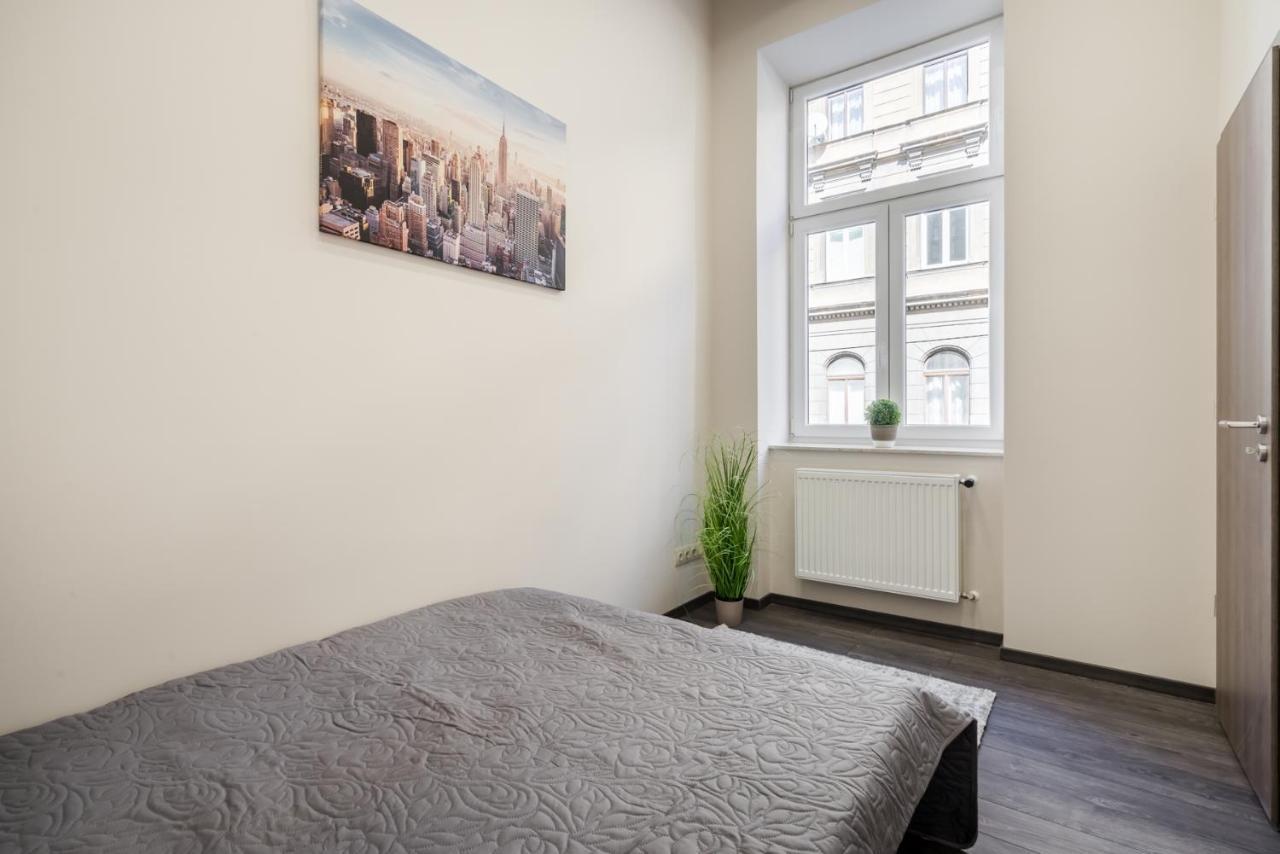 Chic Comfort Suite For 6 By Oktogon Budapeşte Dış mekan fotoğraf